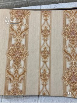 Wallpaper Garis Gold Dasar Krem E0195