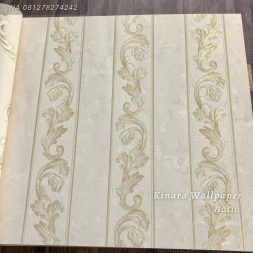 Wallpaper Salur Klasik Gold Dasar Cream