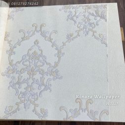 Wallpaper Batik Klasik Silver Gold Dasar Cream